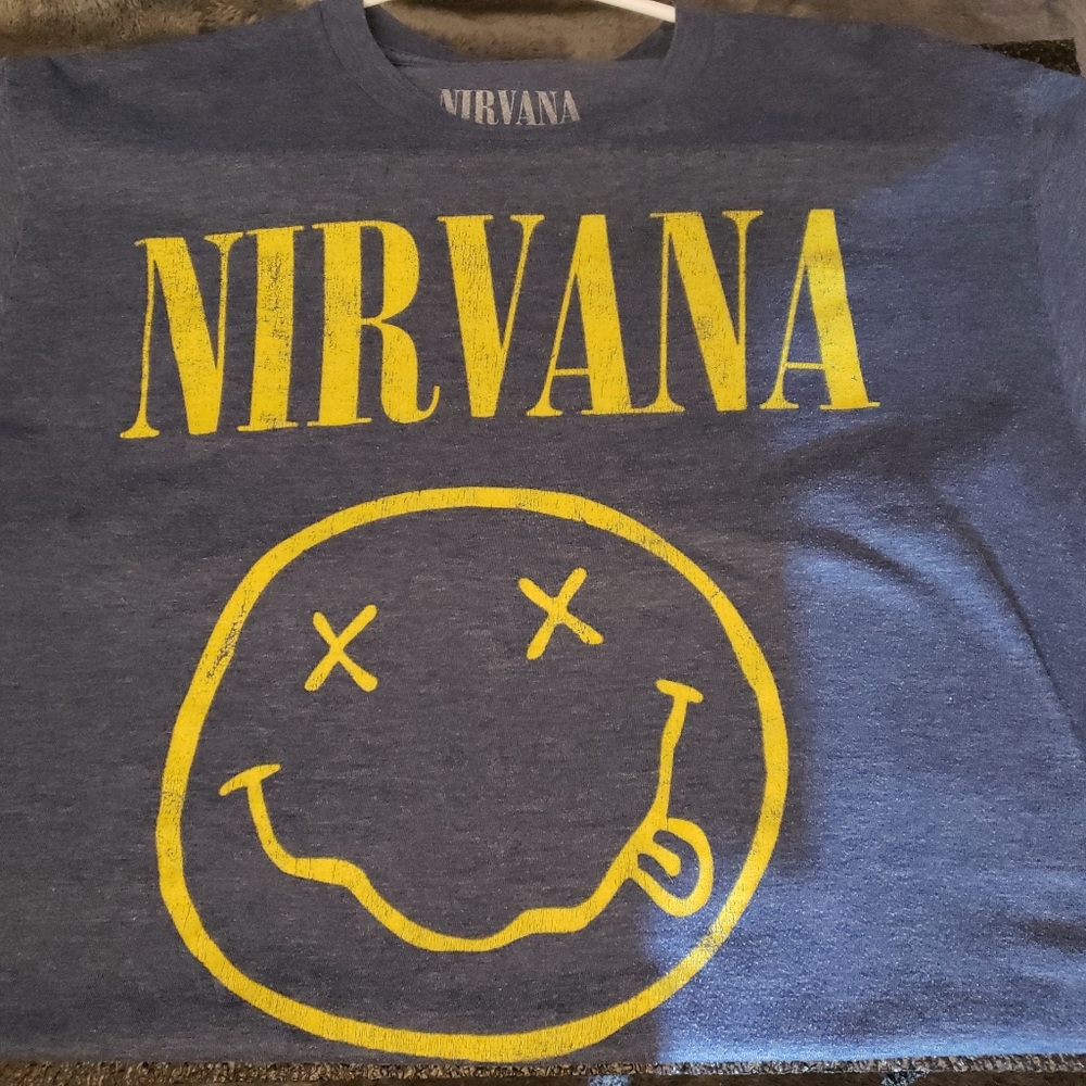 Nirvana T shirt w/Smiley face size M